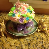 Win: Easter Flower Giant Cupcake