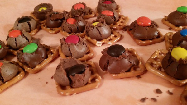 Pinterest Fail Chocolate Pretzel Bites result