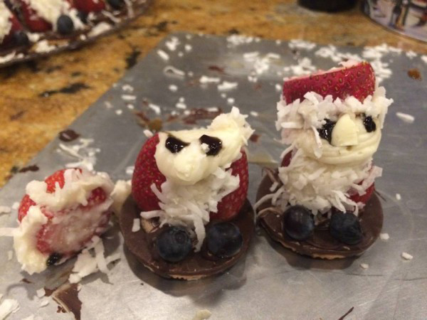 Pinterest Fail Driscoll's Strawberry Santa result