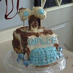 Pinterest Fail Wall-e Cake result