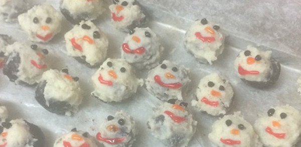 Pinterest Fail Melted Snowmen Oreo Balls result