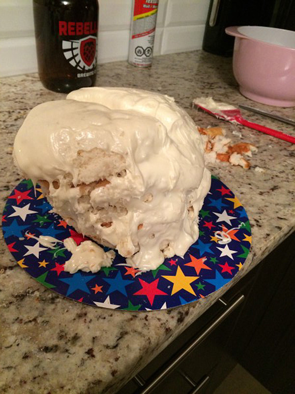 Pinterest Fail Birthday Baseball Smash Cake result